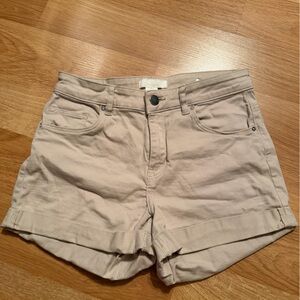 H&M High Waist Beige Shorts